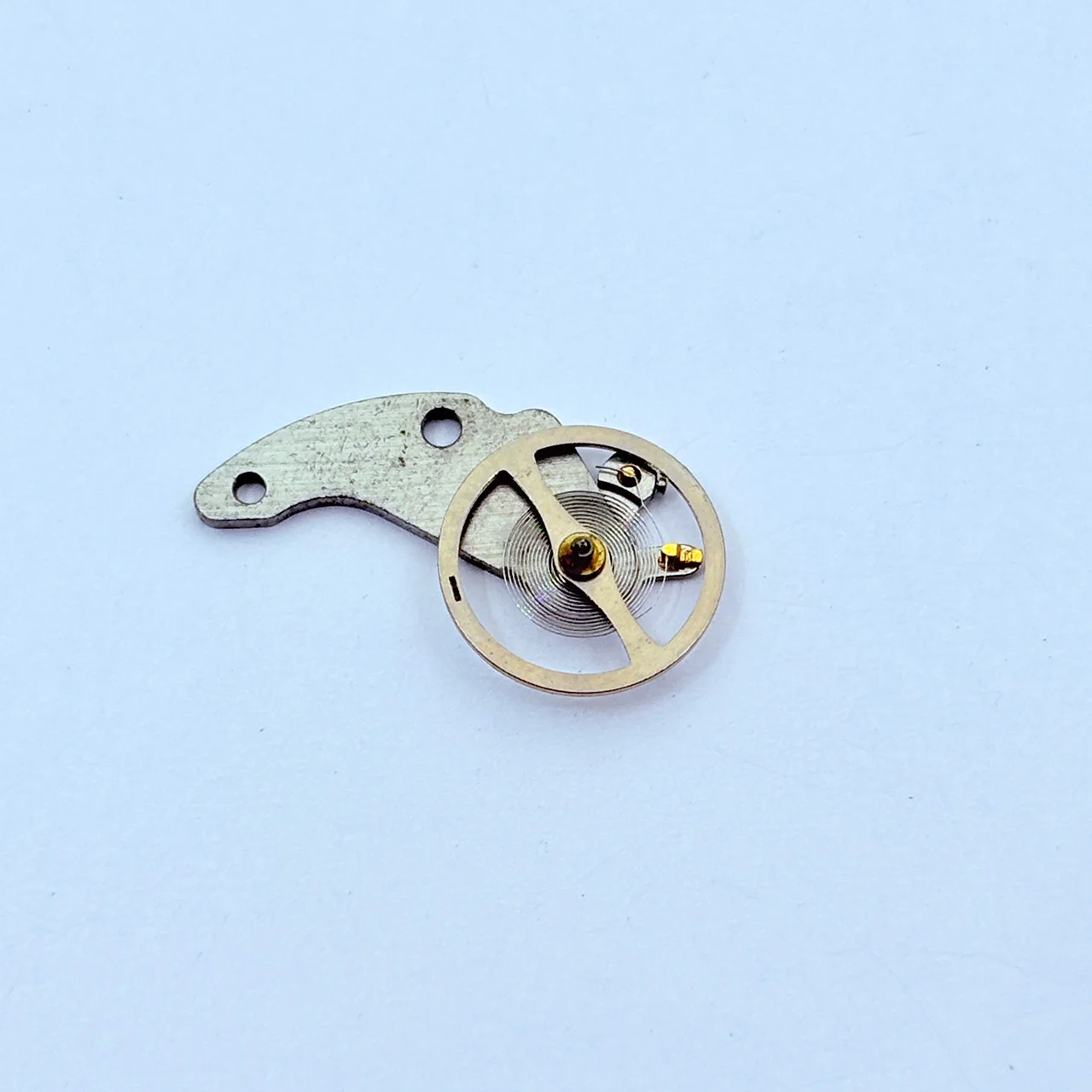 ملحقات الساعة مجموعة عجلة التوازن مناسبة لأجزاء إصلاح الساعة المتأرجحة الكاملة لحركة 7009A