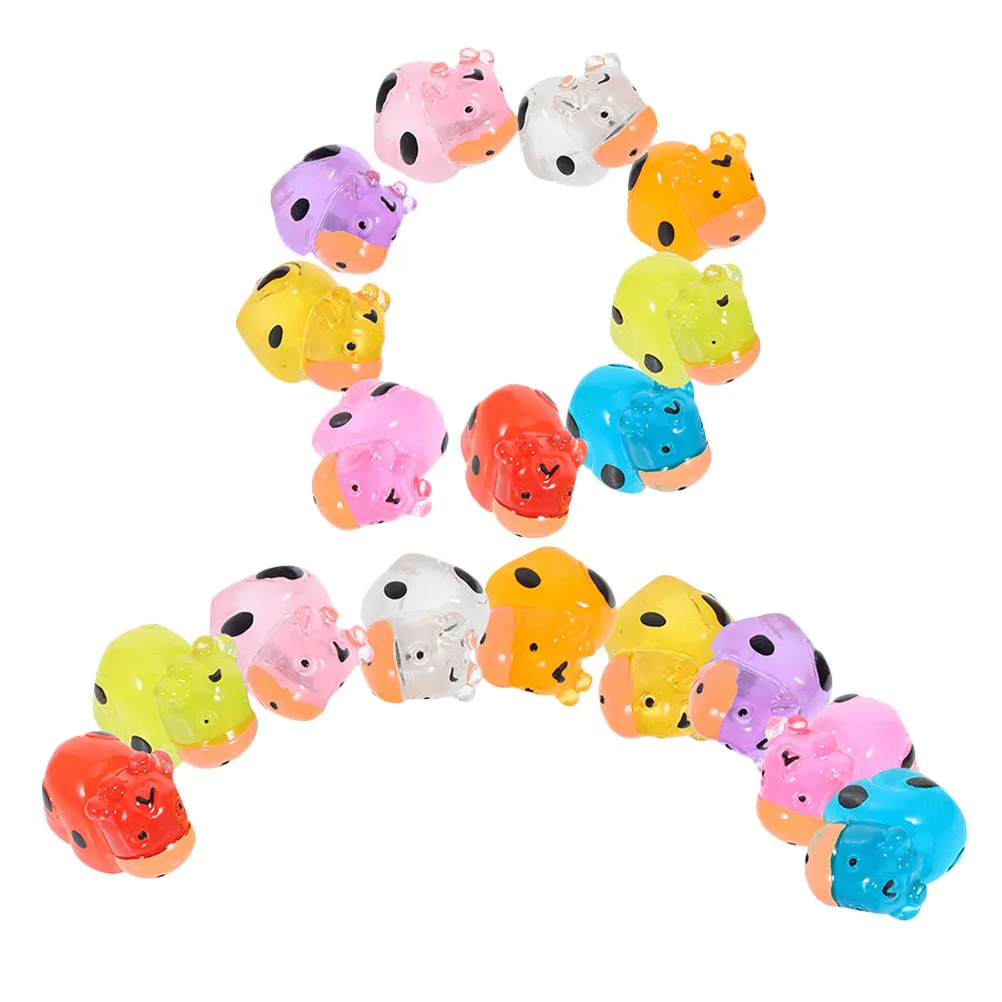18Pcs Tiny Resin Cow Statues Glow-in-The-Dark Charming Lifelike Mini Cattle for Fairy Gardens Bonsai Terrariums Micro Landscape