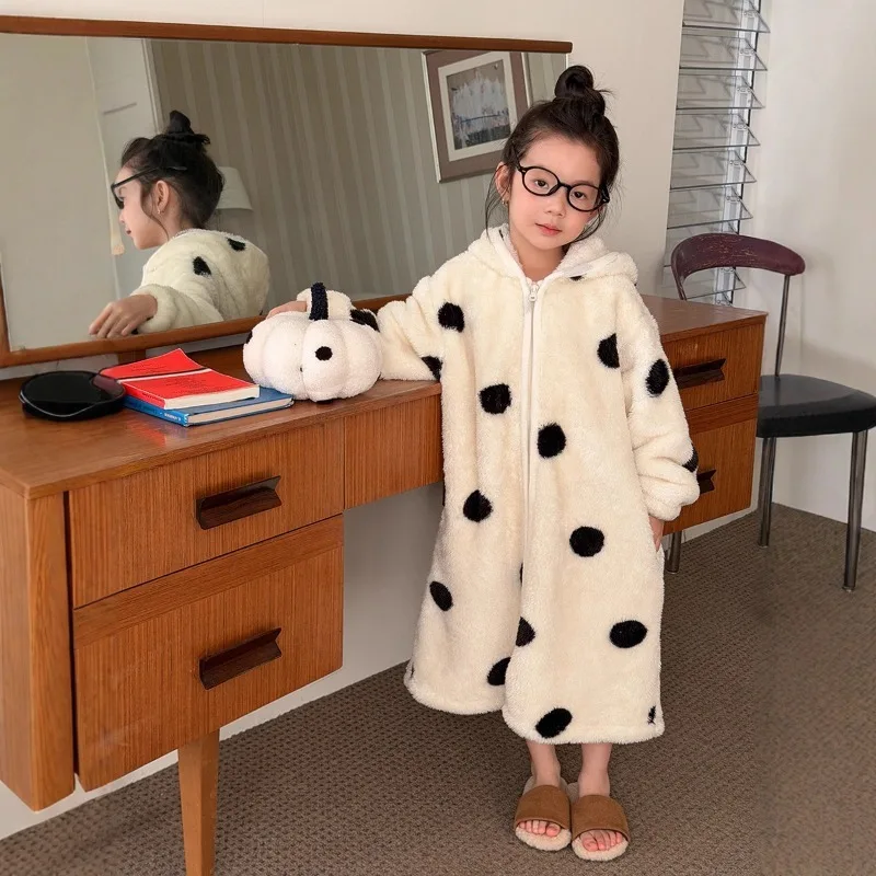 Children's Cute Warm Fleece Nightgown Boys and Girls Winter Hooded Loungewear Winter Bathrobe Sleepwear