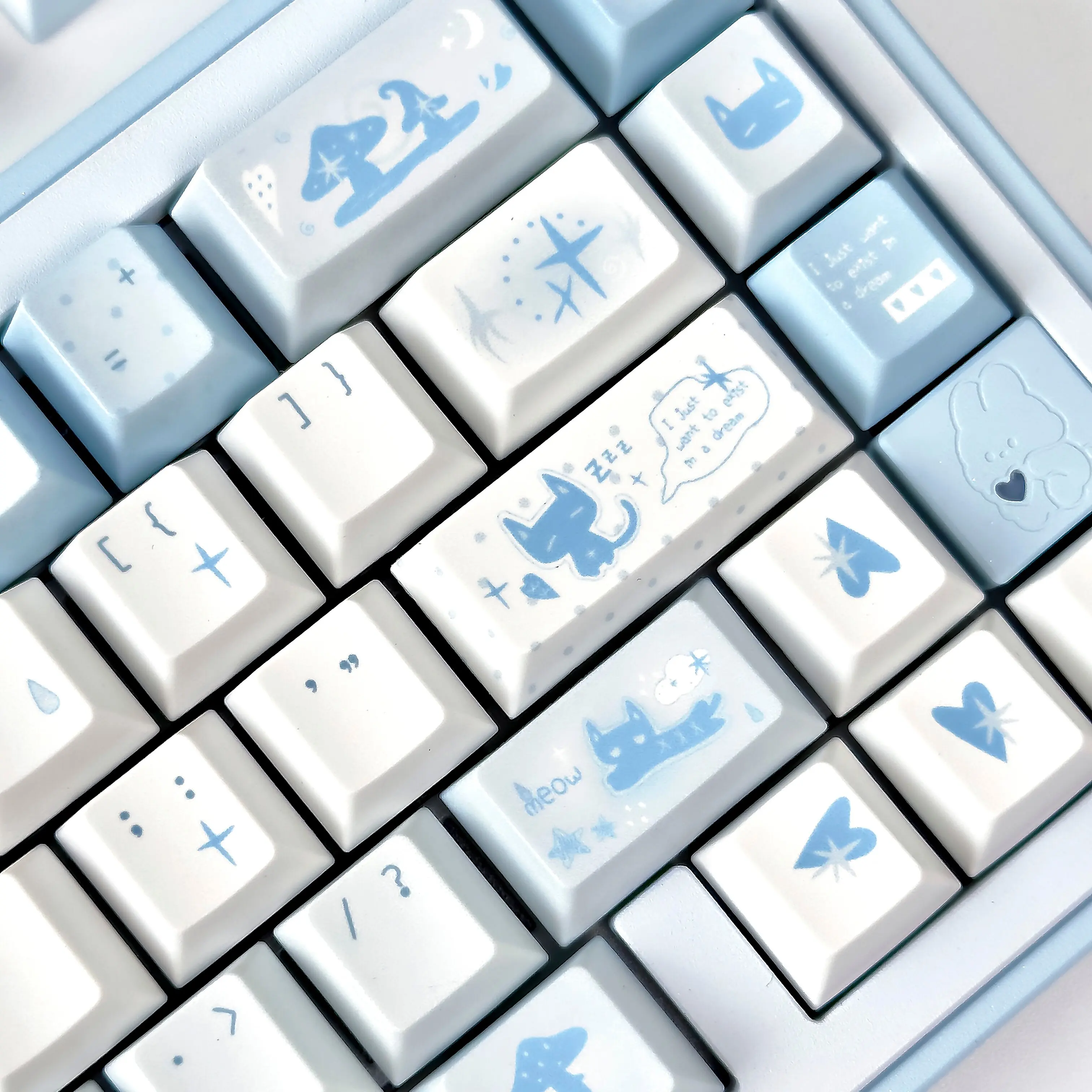 MAIMOOO Dream and Cat Keycap Cherry Profile PBT Thermal Sublimation Custom Blue White Cute Keycaps for Mechanical Keyboard Gift