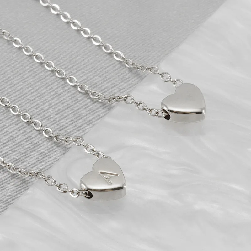 Silver Fashion Stainless Steel Heart Shape Pedant 26 Letter Initials Necklace Steel Color Collarbone Chain Wholesale