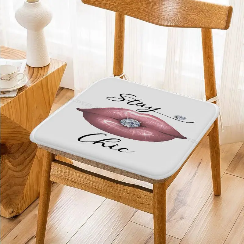 Trendy Beauty Nail Salon Luxury Lipstick Round Sofa Mat Dining Room Table Cushions Unisex Fashion Anti-slip Cushions Home Decor