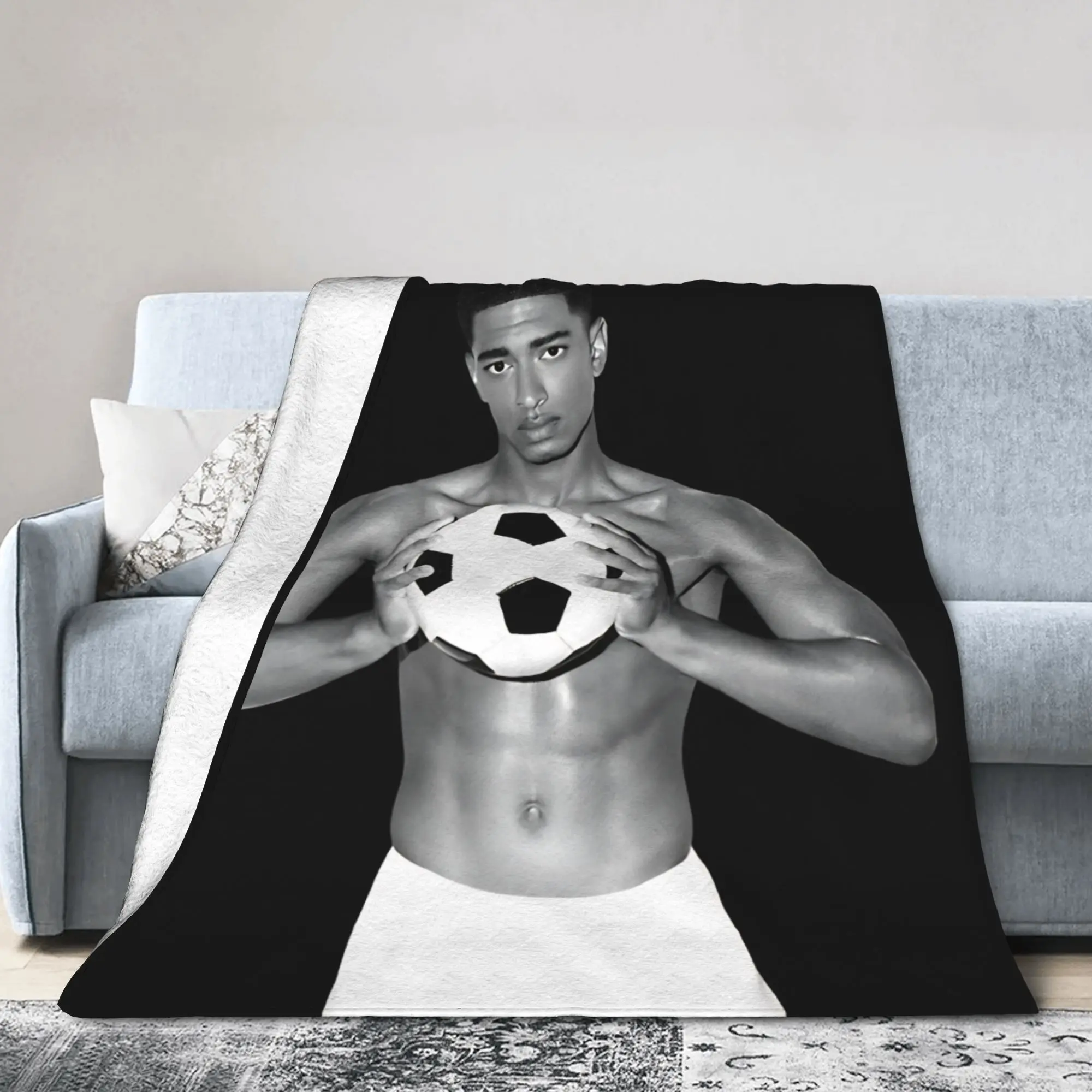 Bellinghams  Shirtless England Football  Fleece Throw Blanket  Blankets for Bed Bedroom Lightweight Thin Bedspread,