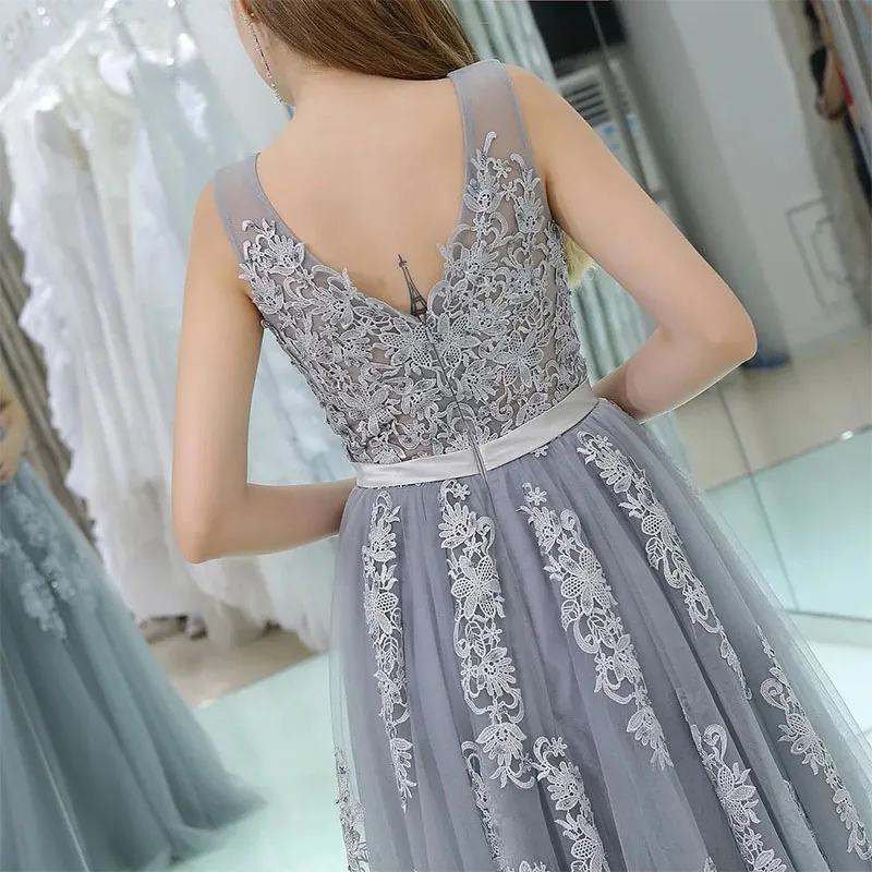 Elegant A-Line Formal Evening Dress Sleeveless Silver Tulle Bride Long  Gowns Appliques Lace Prom Party Dress