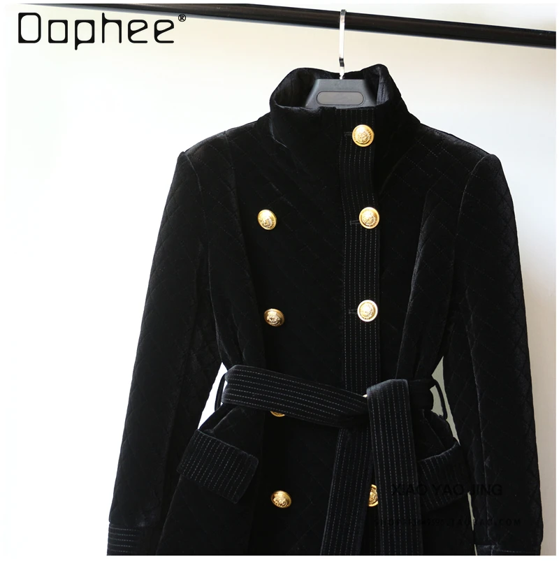Estação europeia high-end moda magro trespassado acolchoado engrossado casaco de veludo de comprimento médio para mulheres jaquetas estilo hepburn