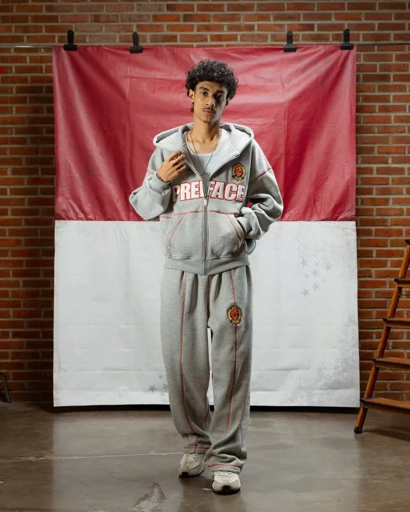 

Хип-хоп панк топ значок вышитый полосатый мужской комплект Y2K High Street мода письмо серый толстовка пара модные повседневные толстовки