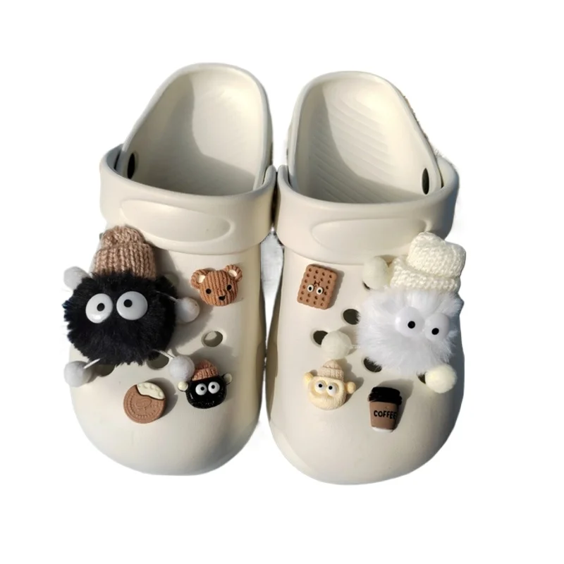 New Fashion cute hole Shoe Charms DIY 3D Plush Coal Ball Biscuits Decoration Buckle for Shoe Charm Accessories Party Girls Gift