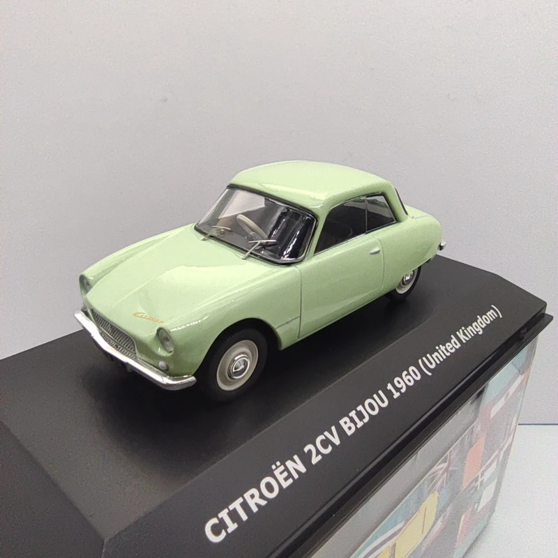 1/43 Scale Citroen 2CV 1960 Alloy Car Model Ornaments