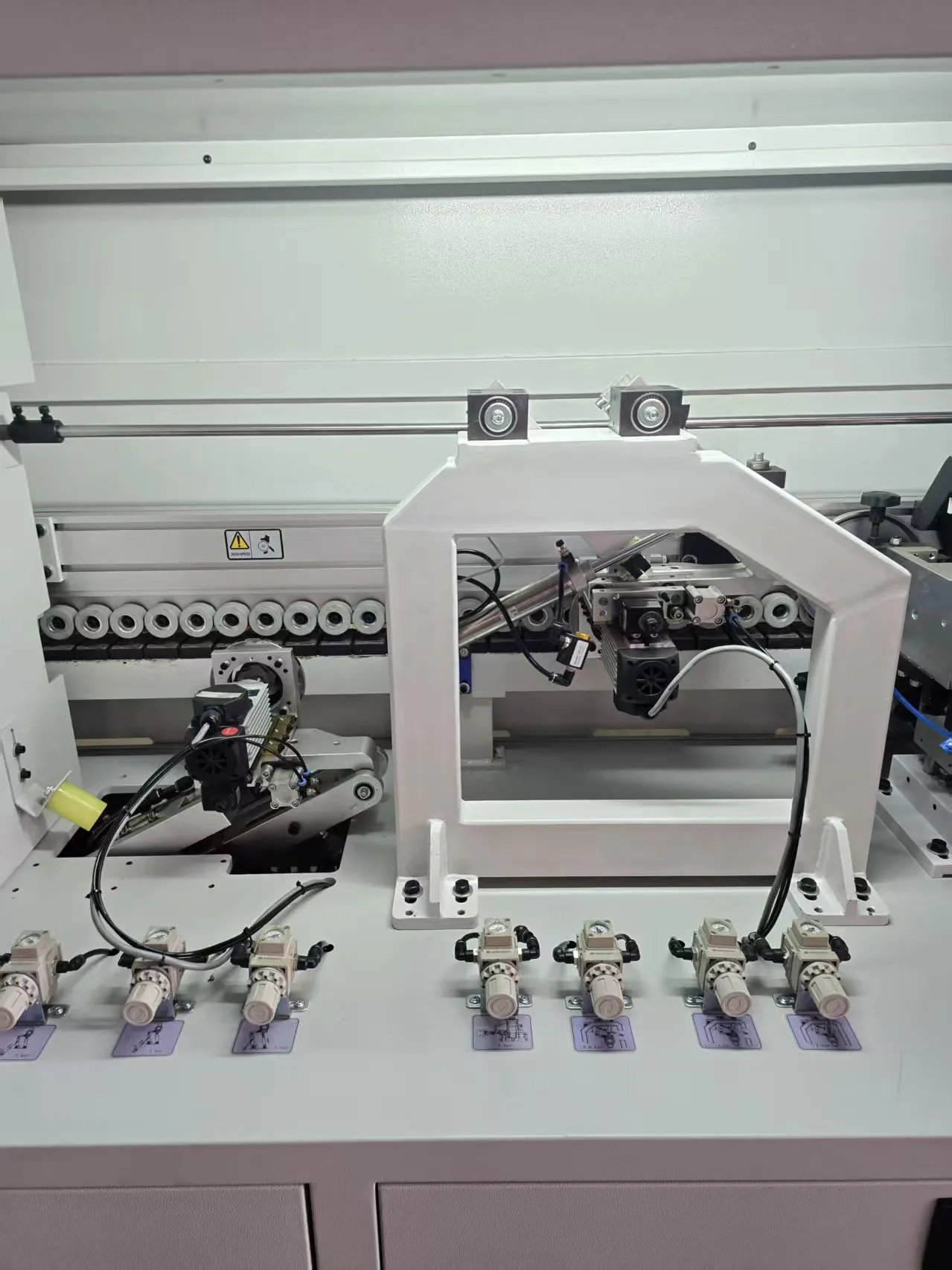 Laser Edge Bander Woodworking Automatic Edge Bander Machine/ Small Edge Banding Machine with Trimmer