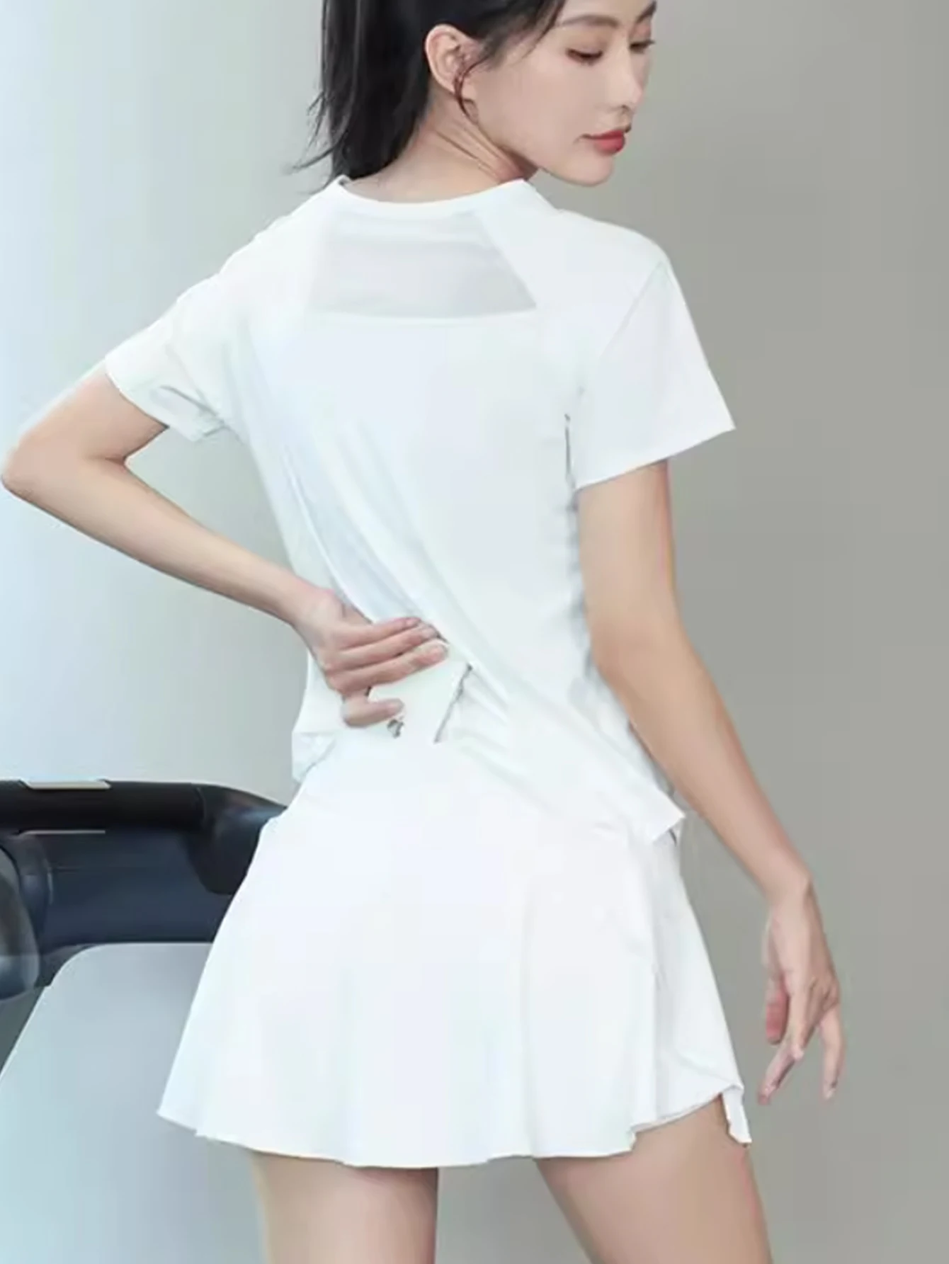 여성 2025 여름 루즈핏 속건 티셔츠 러닝 트레이닝 반바지 반팔 통기성 피트니스 투피스 세트