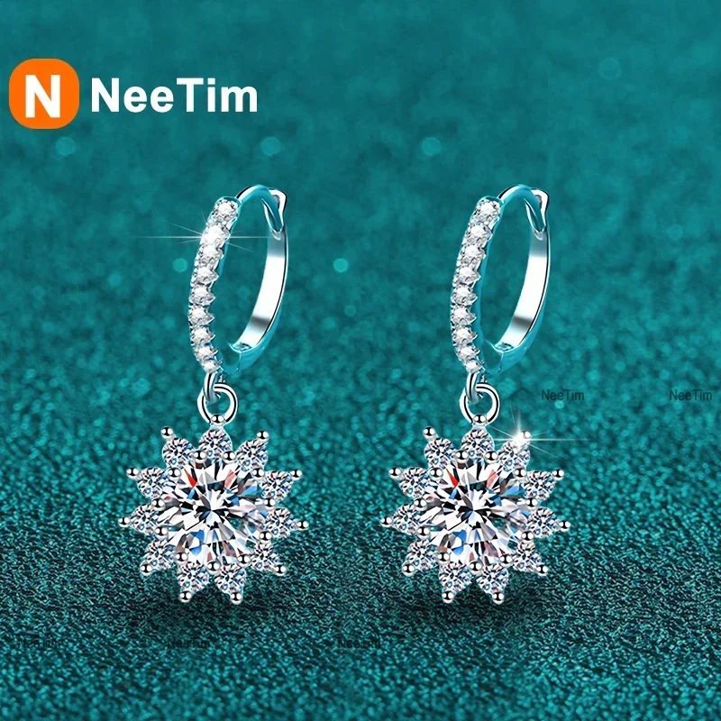 

NeeTim 1ct Moissanite Earring 925 Sterling Silver with White Gold Plated Hoop Drop Earring for Women Wedding Engagement Jewelry