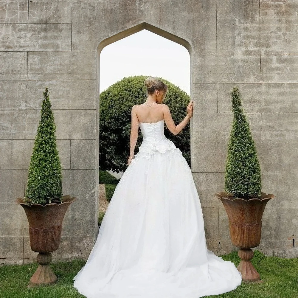 Customized Elegant Charming Strapless Wedding Dresses for Bride Lacing Up 3D Flowers Tulle A-line Robe De Soiree De Mariage
