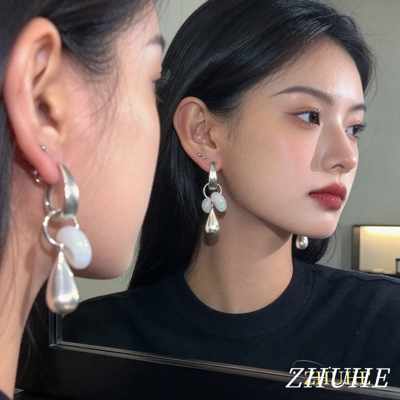 Brushed Finish Drop Ear Accessories, Jewelry Accessories for Women Men, Copper Alloy Material, Connected Ring Design Earring for