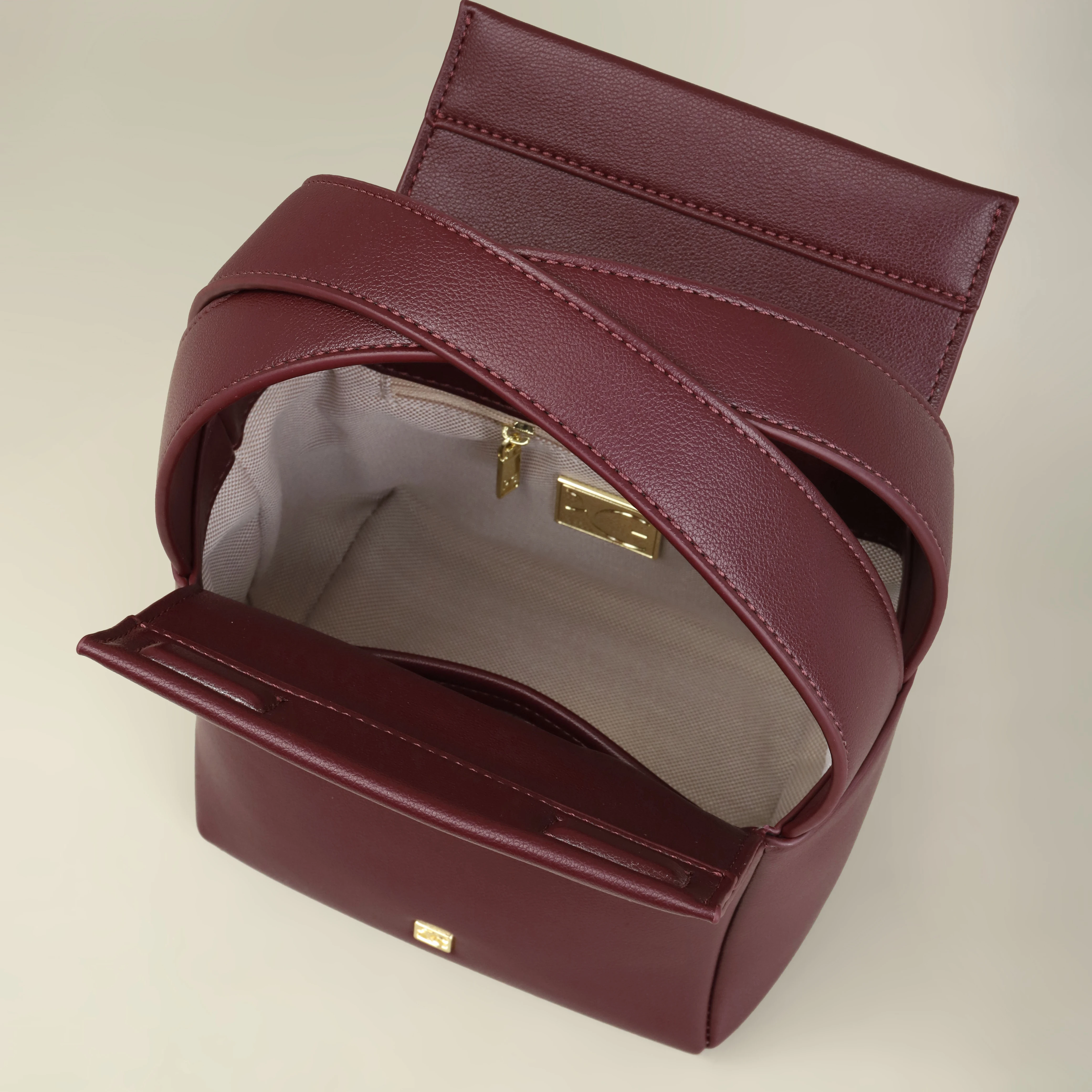PATSY PG GARIS Women's Shoulder Bag Classic Minimalist Design | High Quality Portable | Shoulder or Hand Carry