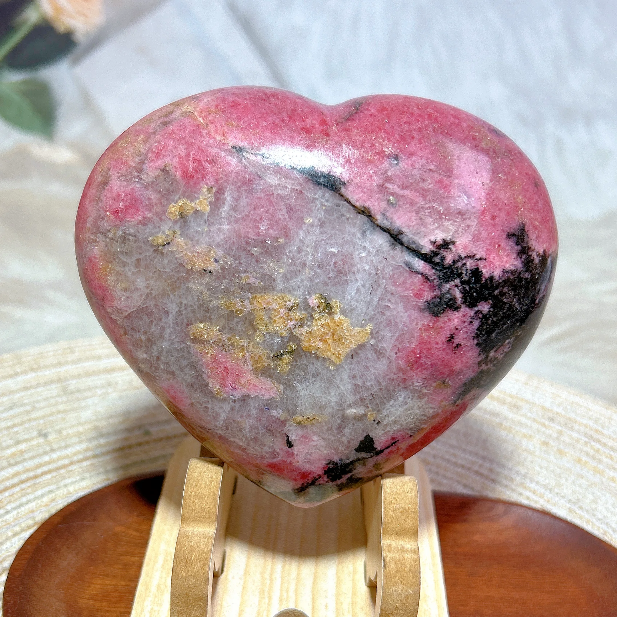 

High Quality Natural Crystal Rhodonite With Black Tourmaline Big Heart Healing Crafts Gemstone Desk Reiki Home Decoration Gift