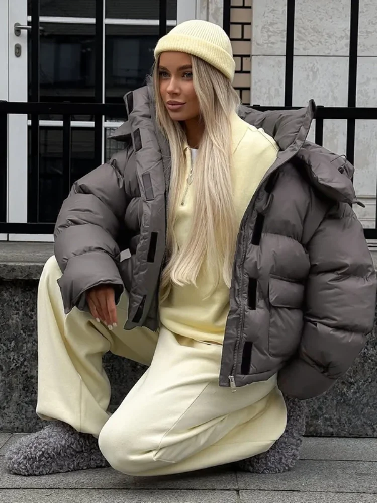 Oversized Hooded Quilted Puffer Coat For Women Zip Front Warm Winter Jacket With Pockets Wind Resistant Daily Street Outerwear