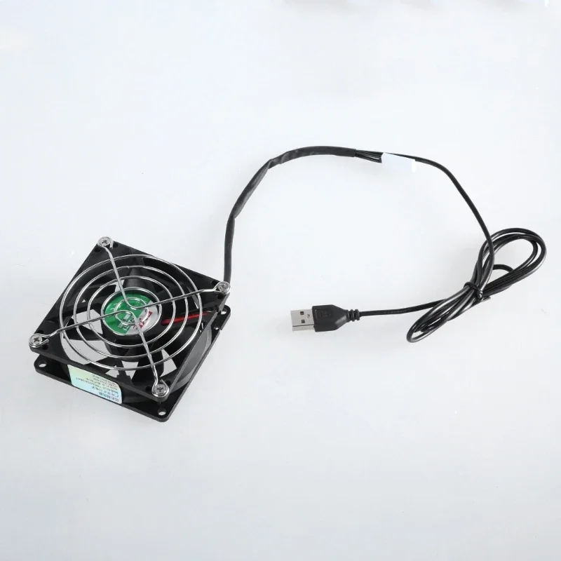 مروحة تبريد خزانة USB هادئة مع التحكم في درجة الحرارة 80 مم للمسرح المنزلي ومنازل النبات