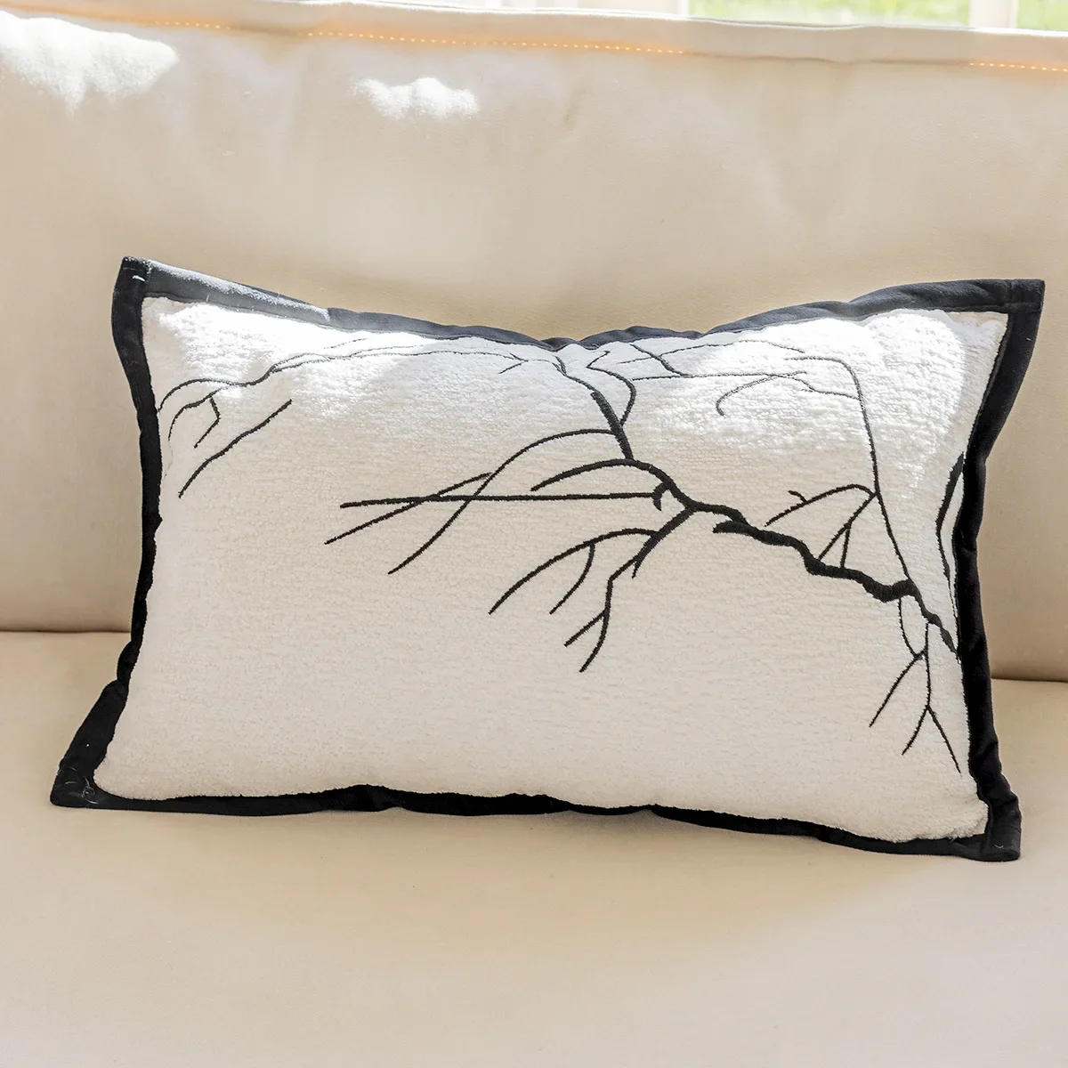 Black White Light Luxury Cushion Cover French Floral Jacquard Embroidery Pillow Covers Decorative Nordic Living Room Pillowcases