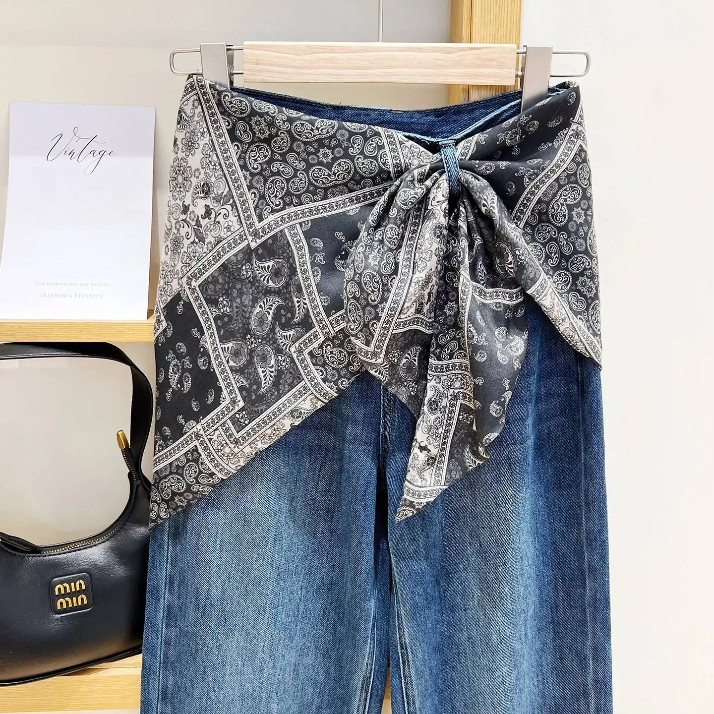 レトロな三角形のシルクスカーフ女性のファッションハイエンドセンセーションオーバーラップアンバーコットンリネンウエストベルトアクセサリートレンディ