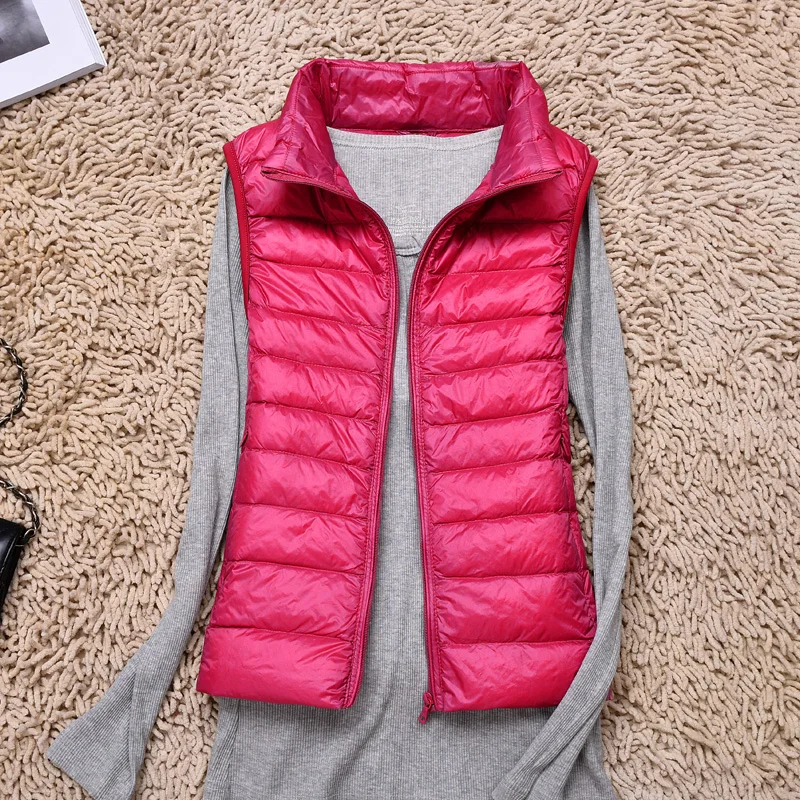 2023 New Autumn Winter Women Ultra Light Duck Down Vest Jacket Women 90% White Duck Down Vest Sleeveless Coat