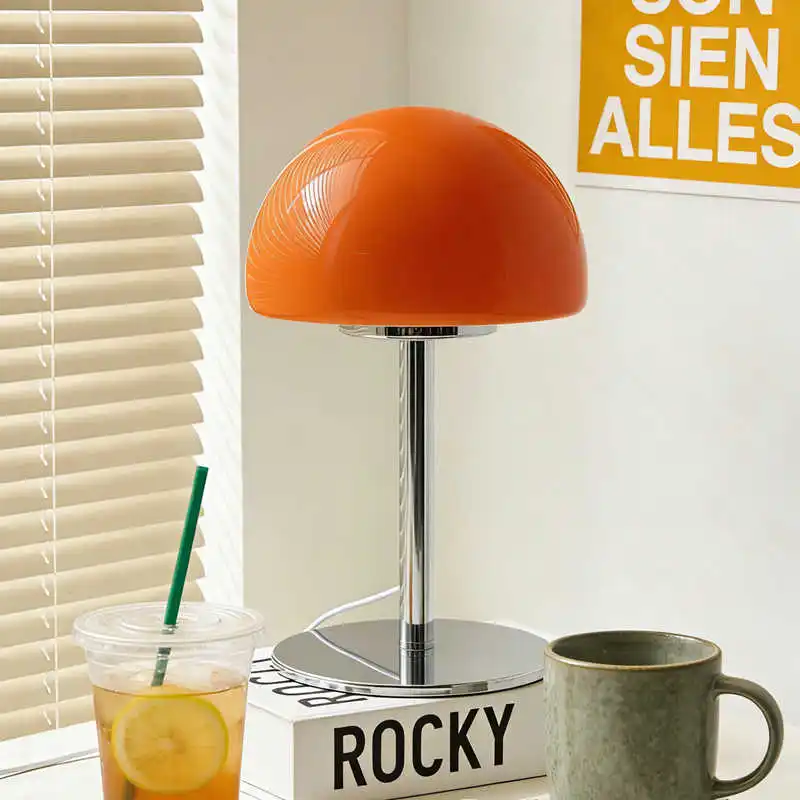 منتصف القرن كريم باوهاوس الحد الأدنى خمر طاولة زجاجية مصباح غرفة المعيشة غرفة نوم عالية الجمالية السرير ديكور المحيطة مصباح