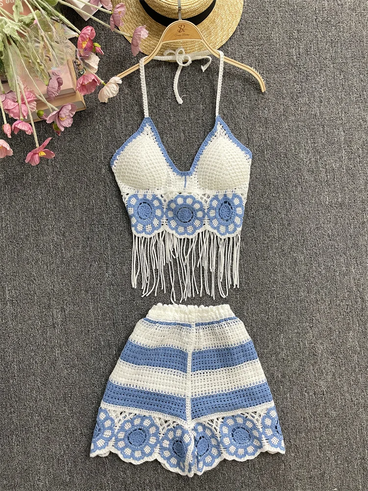 

Summer 2024Seaside Vacation Set, Sexy Female Hot Girl with Hollowed Out Hook Flower Backless Hanging Neck Top, Two-piece Set