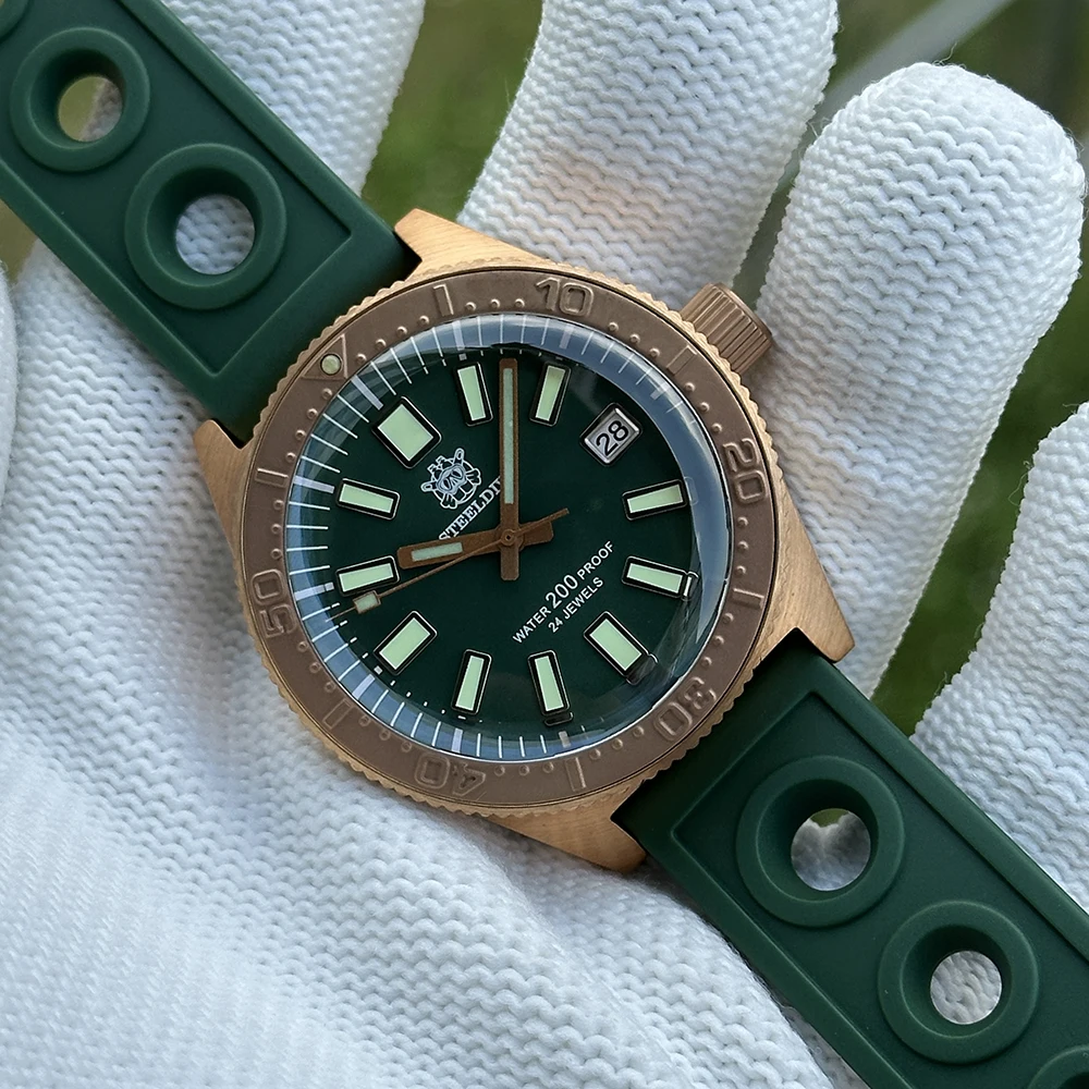 Reloj de buceo STEELDIVE para hombre, reloj de pulsera mecánico automático con piloto de bronce, 20bar C3, zafiro luminoso, bisel de 120 clics NH35