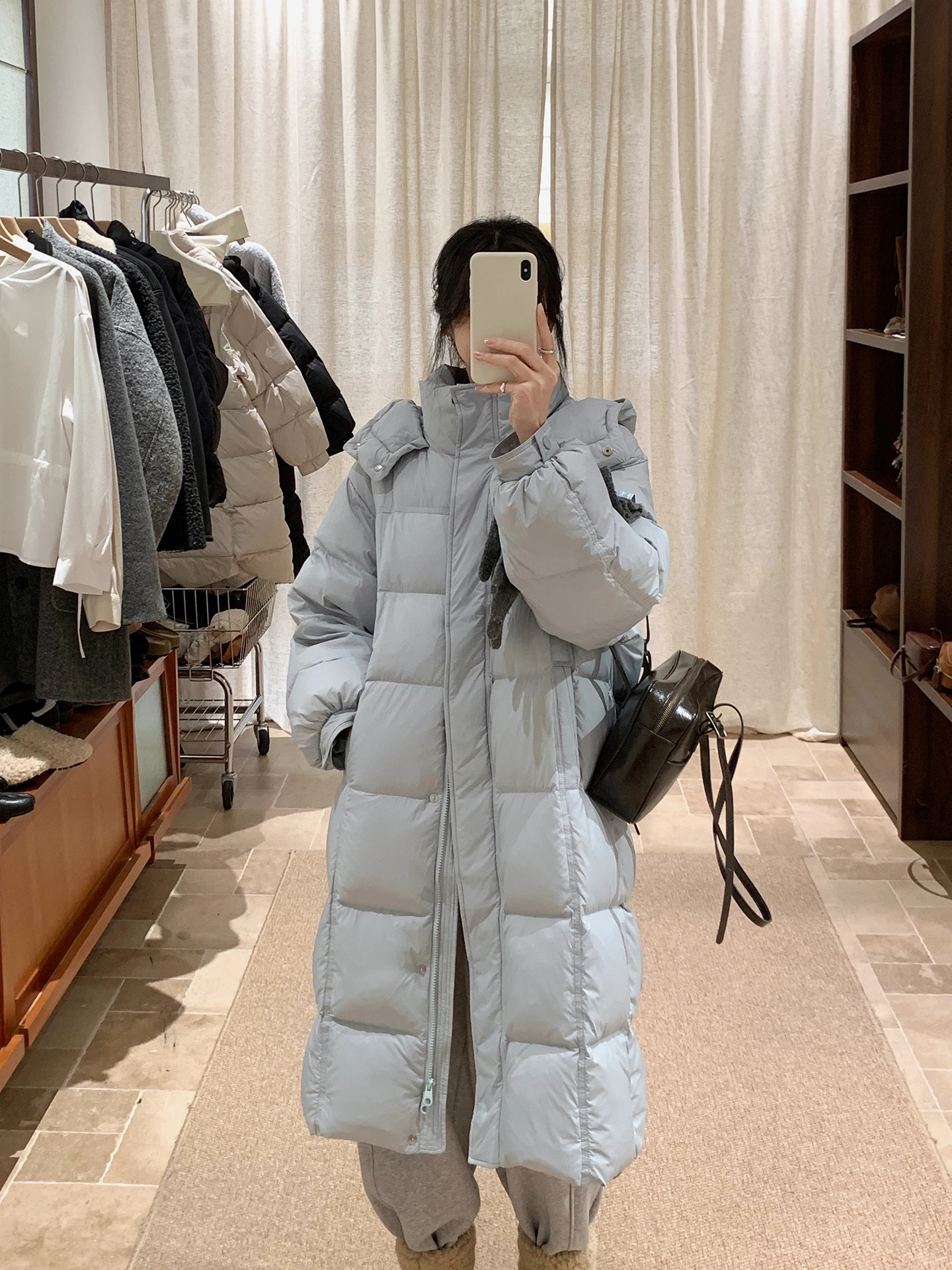 

Синее женское пуховое пальто с капюшоном до колен, средней длины, с эффектом осветления, на молнии, с длинными рукавами, теплое, для носки на улице