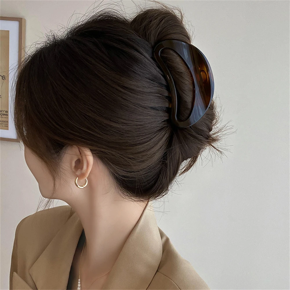 Clip di squalo femminile a forma di arco scavato da 1 pezzo, fermaglio per capelli semplice sul retro della testa, artigli per capelli a spirale