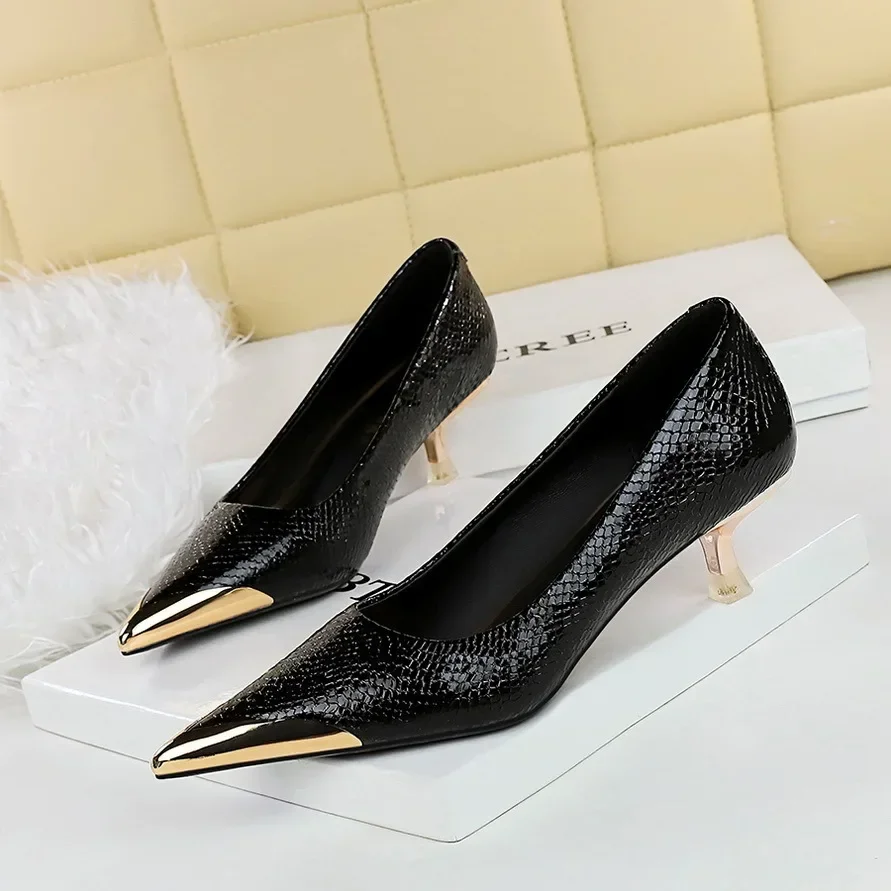 BIGTREE Fashion Metal Decoration Women Pumps Elegant Party Fashion Kitten Heels Ladies Shoe Thin Heels Shoes Zapatillas De Mujer view 4