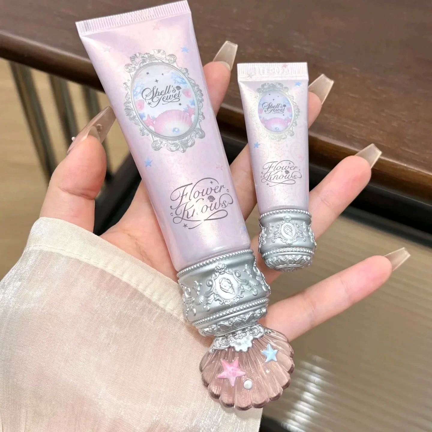 Flower Knows Shell Pearl Color Correcting Primer Brightening Face Isolation Cream Long Lasting Makeup Base with Free Mini Sample