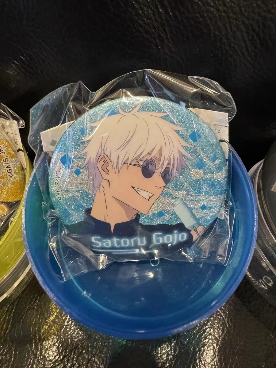 Badge Itadori Yuji, Ryomen Sukuna Et Gojo Satoru – Alliage 35x33 Mm – Fermeture Papillon