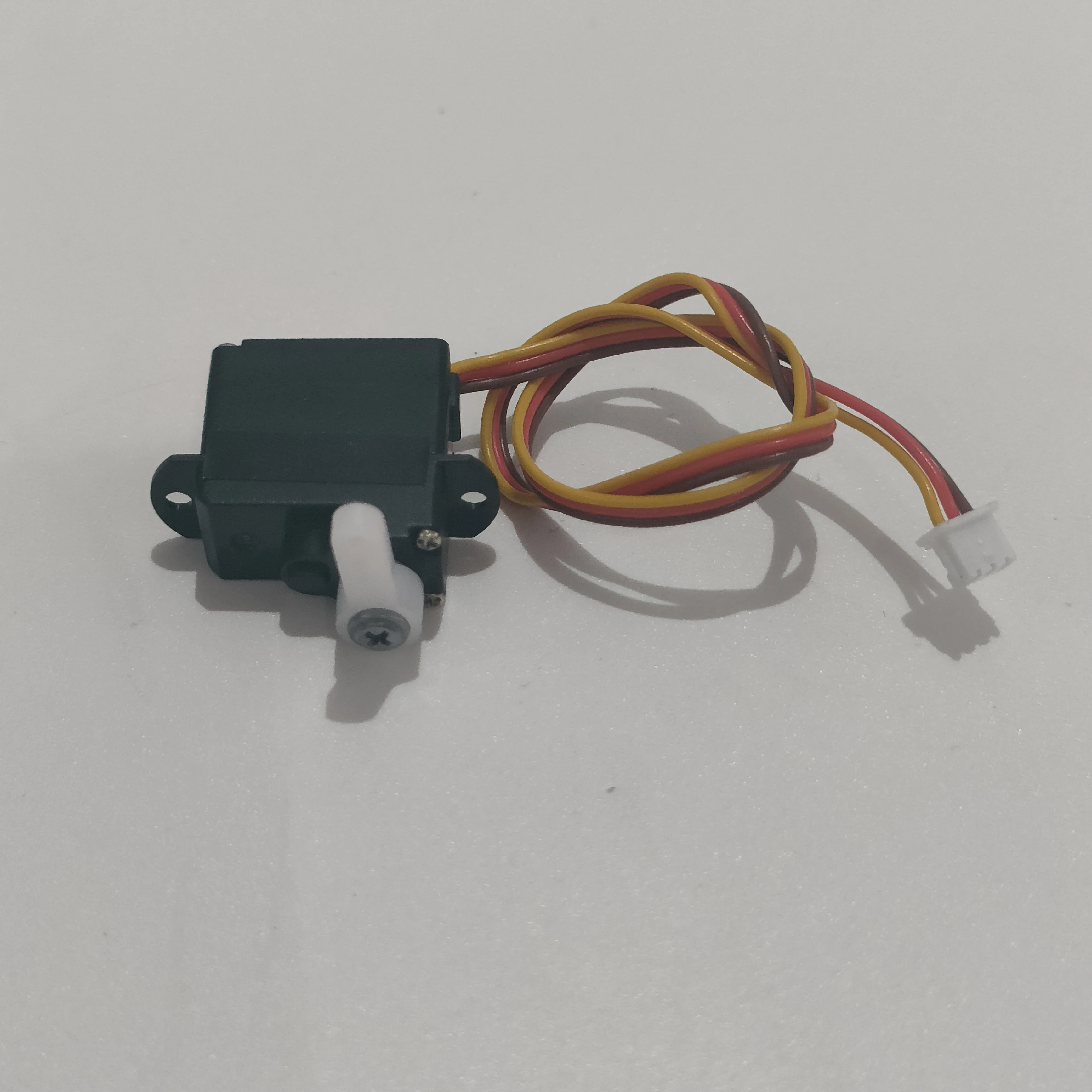 Avión de control remoto BM20 de combate J-20 de cuatro canales, fuselaje vacío de espuma, motor, engranaje de dirección, modelo de avión, accesorios DIY