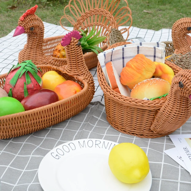 

Shaped Duck Fruit Basket Bread Basket Rattan Woven Home Decoration Decoration Living Room Desktop Storage Basket