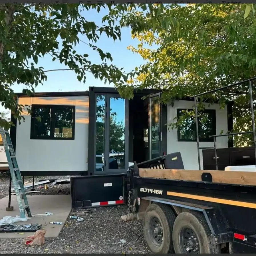 Hot Sale Container House Luxury Prefabricated Modern Mobile Tiny Home Prefab Space Capsule Modular Fold Out Container House