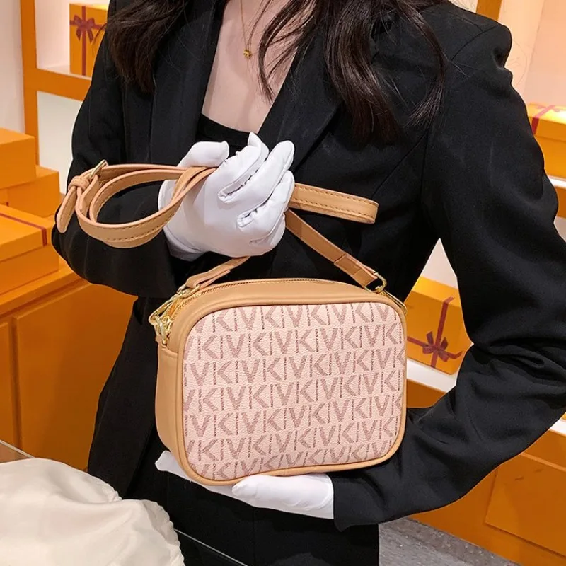 

New Style High-End Crossbody Bag - Trendy Niche Exquisite Versatile Modern Design for Women's Fashionable Sweet Retro Use