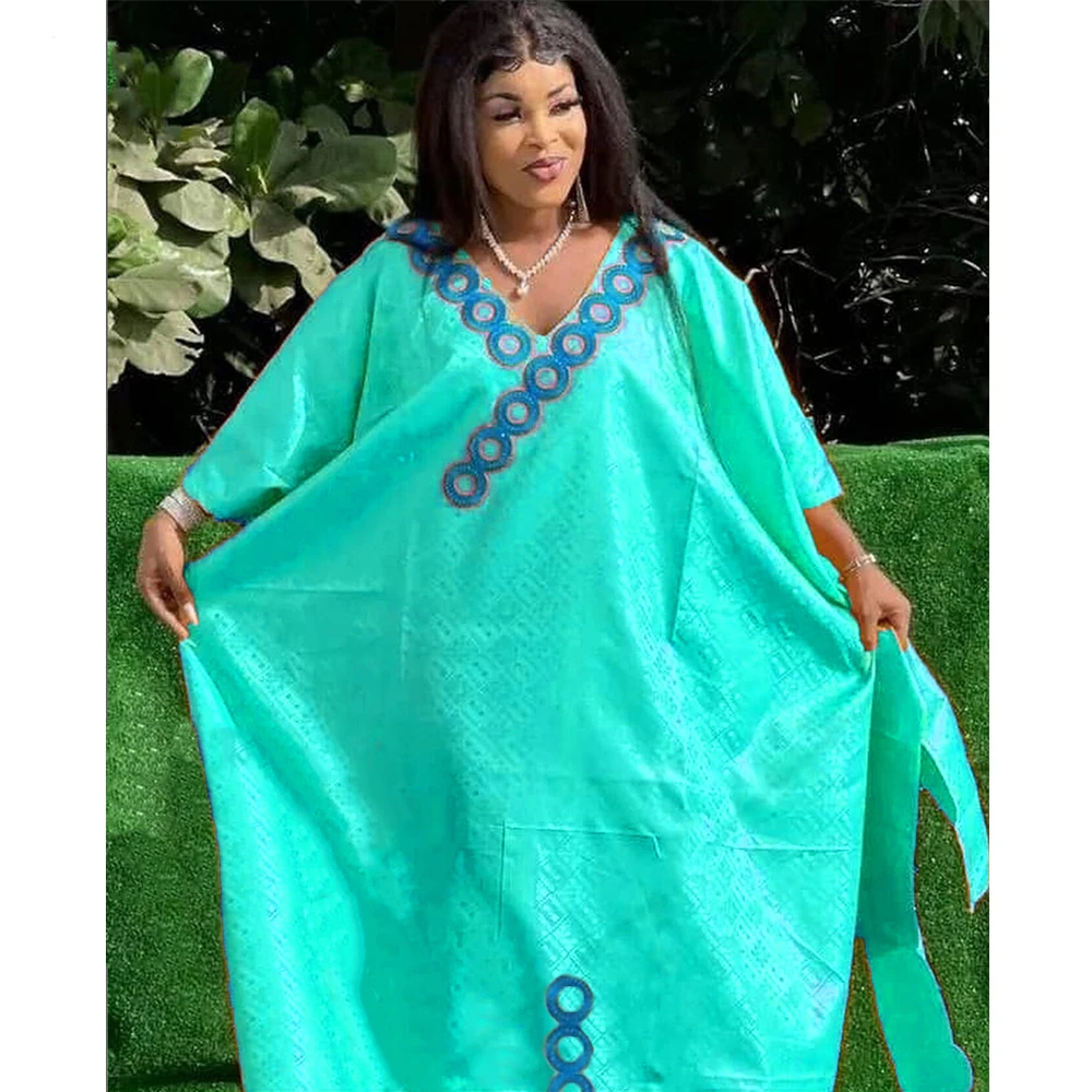 

2024 Nigerian Original Bazin Dress Dashiki Gold Brocade Embroiderey Basin Clothing White Robe Wedding Party Lady Gown Dresses