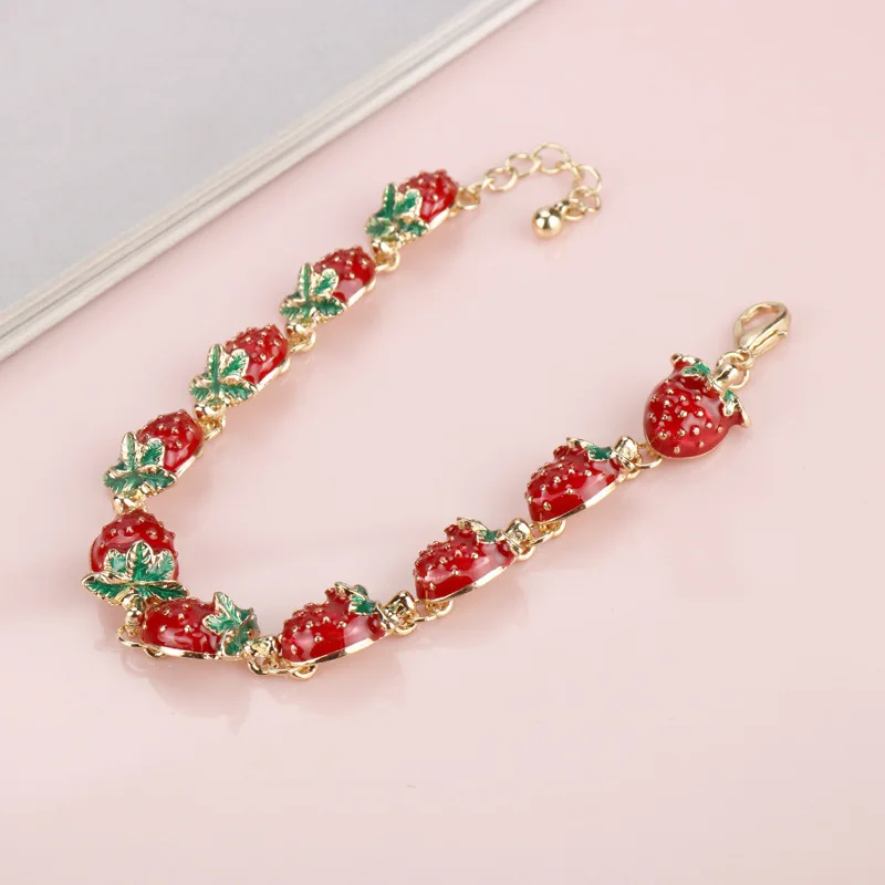 Big Strawberry Red Fruit Bracelet Fashion Trends Women's Beautifully Jewelry Valentine's Day Birthday Gift