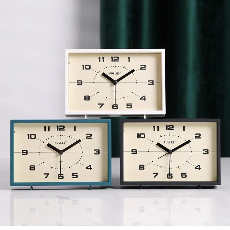 1PC Retro Small Alarm Clock Desktop Ornament Elderly Square Silent Living Room Table Clock Desktop Home Decoration