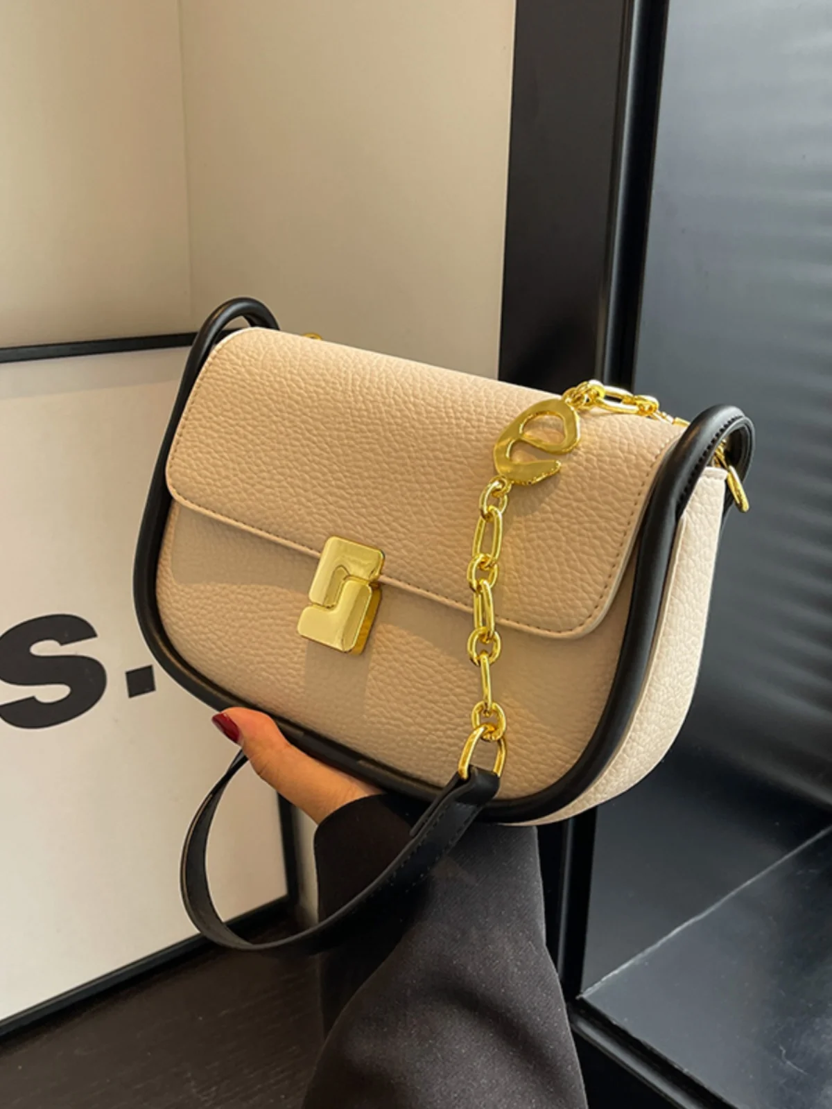 

Popular Contrasting Color Niche Design Bags 2023 New Women's Bags Fashion Crossbody Bag Single Shoulder Underarm Bag