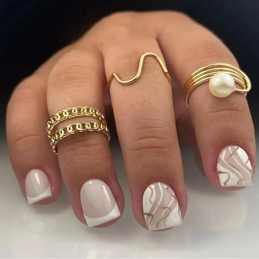 Fashion Short Round False Nails French Simple Lines Fake Nails Yellow Daisy Shining Wine Red Nail Tips for DIY