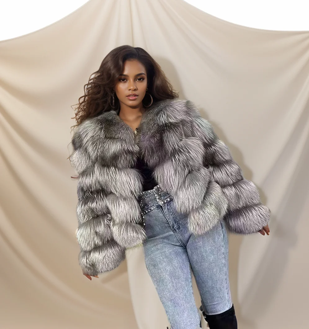 Winter new original color silver fox whole leather genuine fur coat silver fox winter warm light luxury women\'s short style