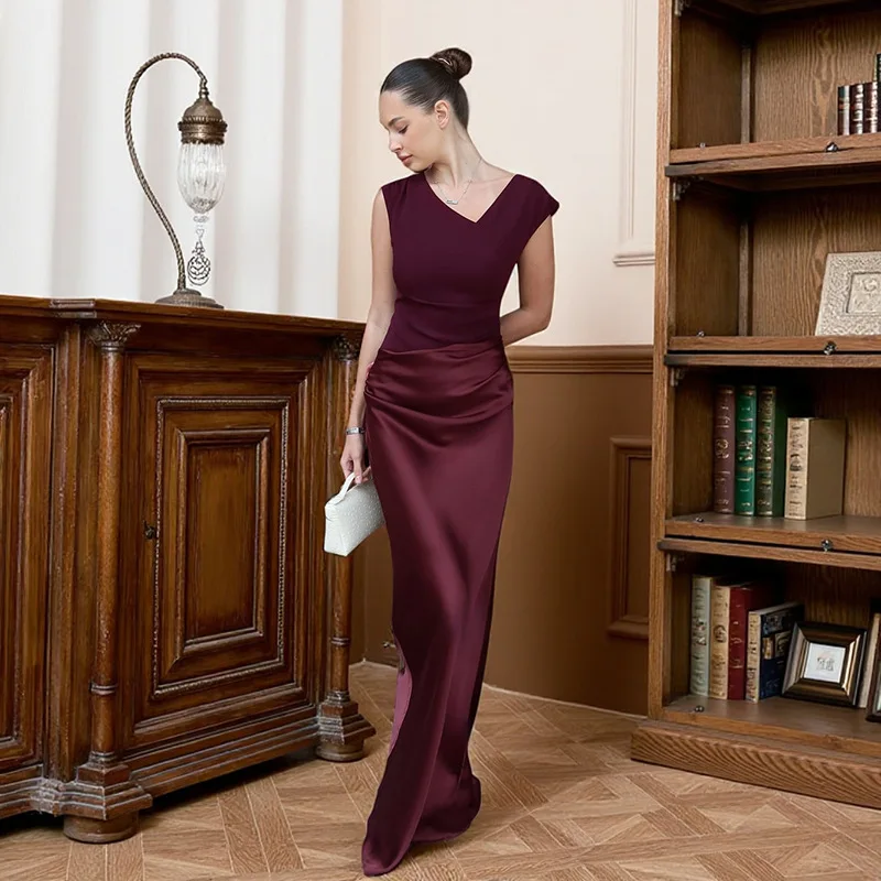 ชุดเดรสยาวผ้าซาตินเย็บต่อกัน ดีไซน์หรูหรา สำหรับสาวๆ สไตล์เซ็กซี่  รุ่น YJ25382DGO ขายดี