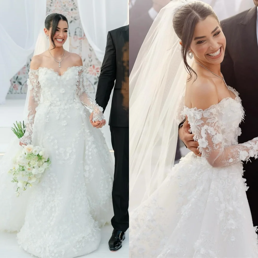 

Customized Exquisite White Tulle Bridal Gowns Elegant Strapless Long Sleeves Wedding Dress Chapel Train Backless Dresses