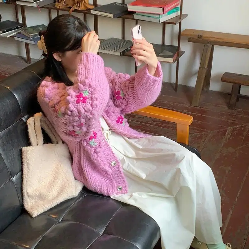 Sweater cardigan women spring and autumn 2023 heavy industry crochet design sense niche pink knitted sweater cardigan women