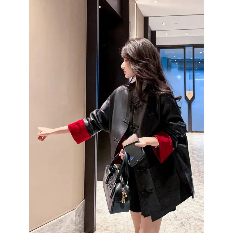 

Винтажная китайская куртка на пуговицах для женщин: новая трендовая модель весна-осень, свободный крой, воротник-стойка, национальный стиль, элегантный пэчворк из ПУ