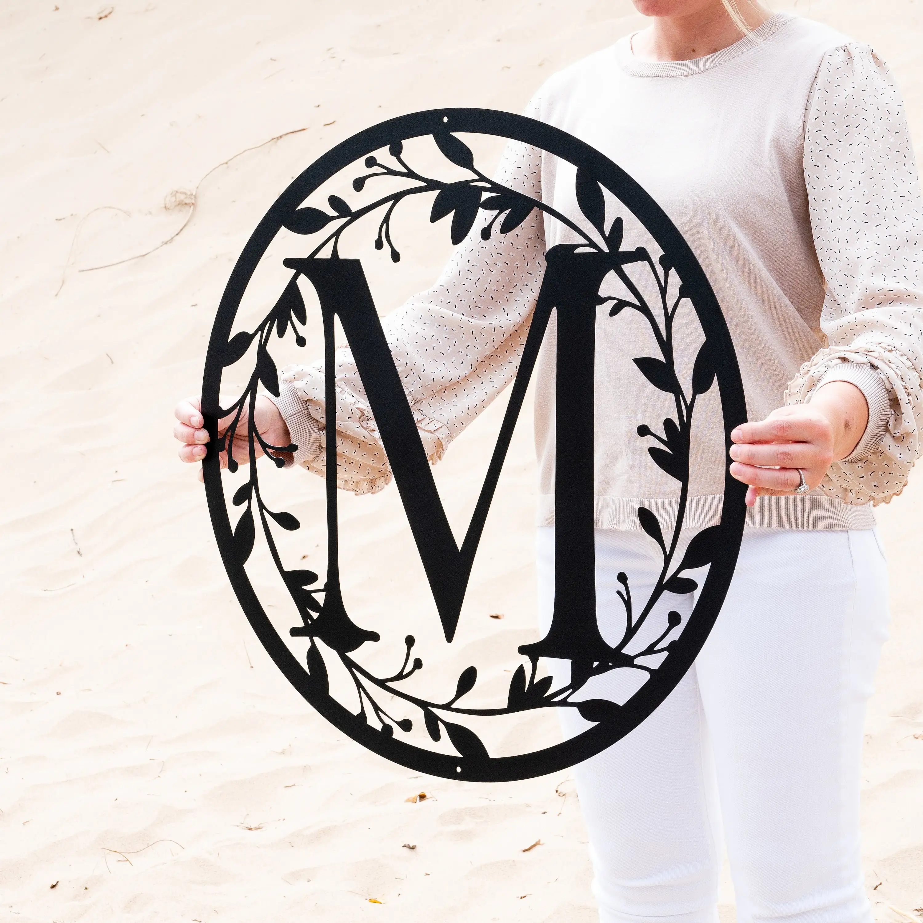 Metal Circle Letter Monogram with Vines Wall Monogram Sign Couples Letter Decor Letter Vine Monogram Wedding Gift Metal Sign