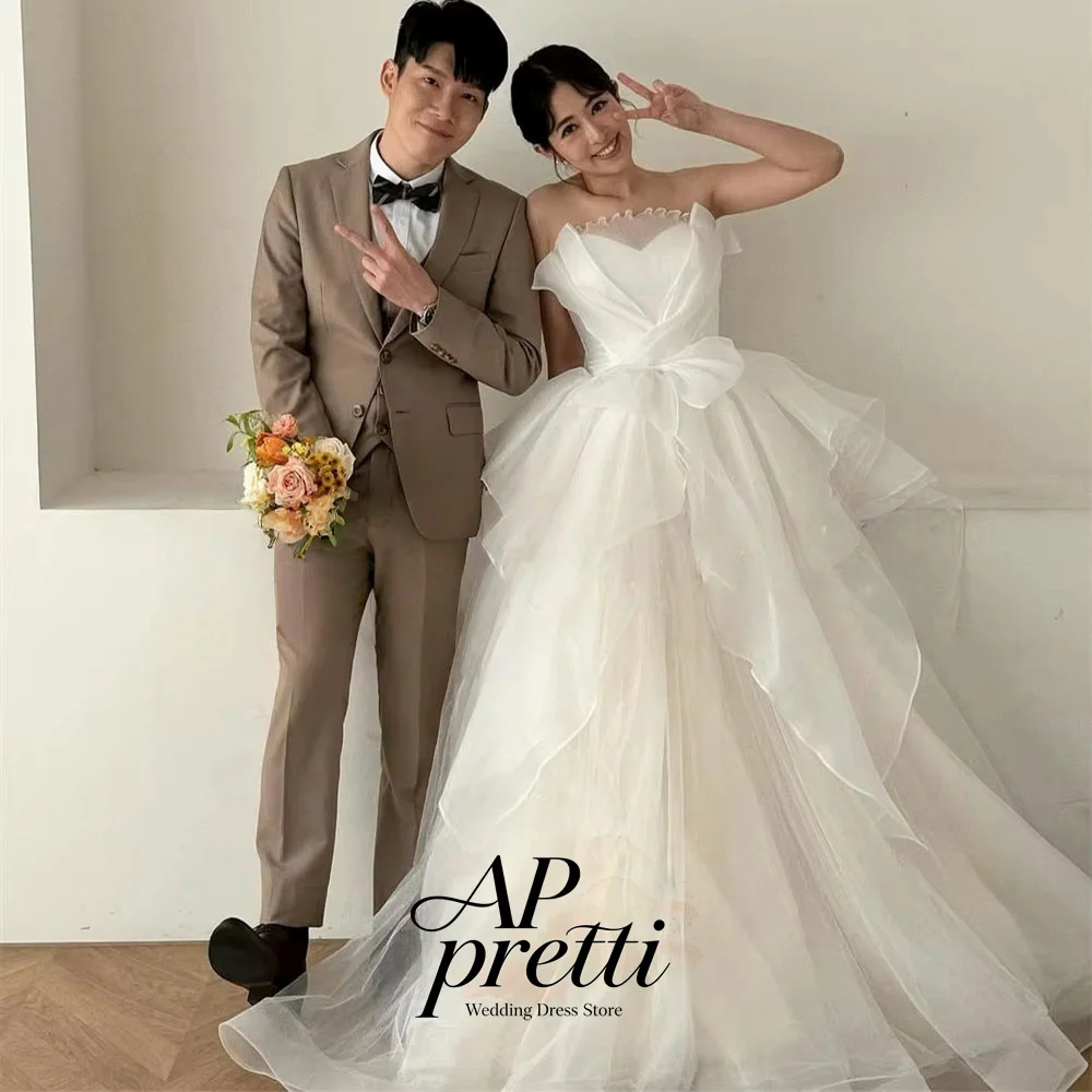 AP Pretti Elegant Ivory Strapless Pleated  Korea Wedding Dress Photo Shoot Large Bow Layered Tulle Customized Bridal Gown