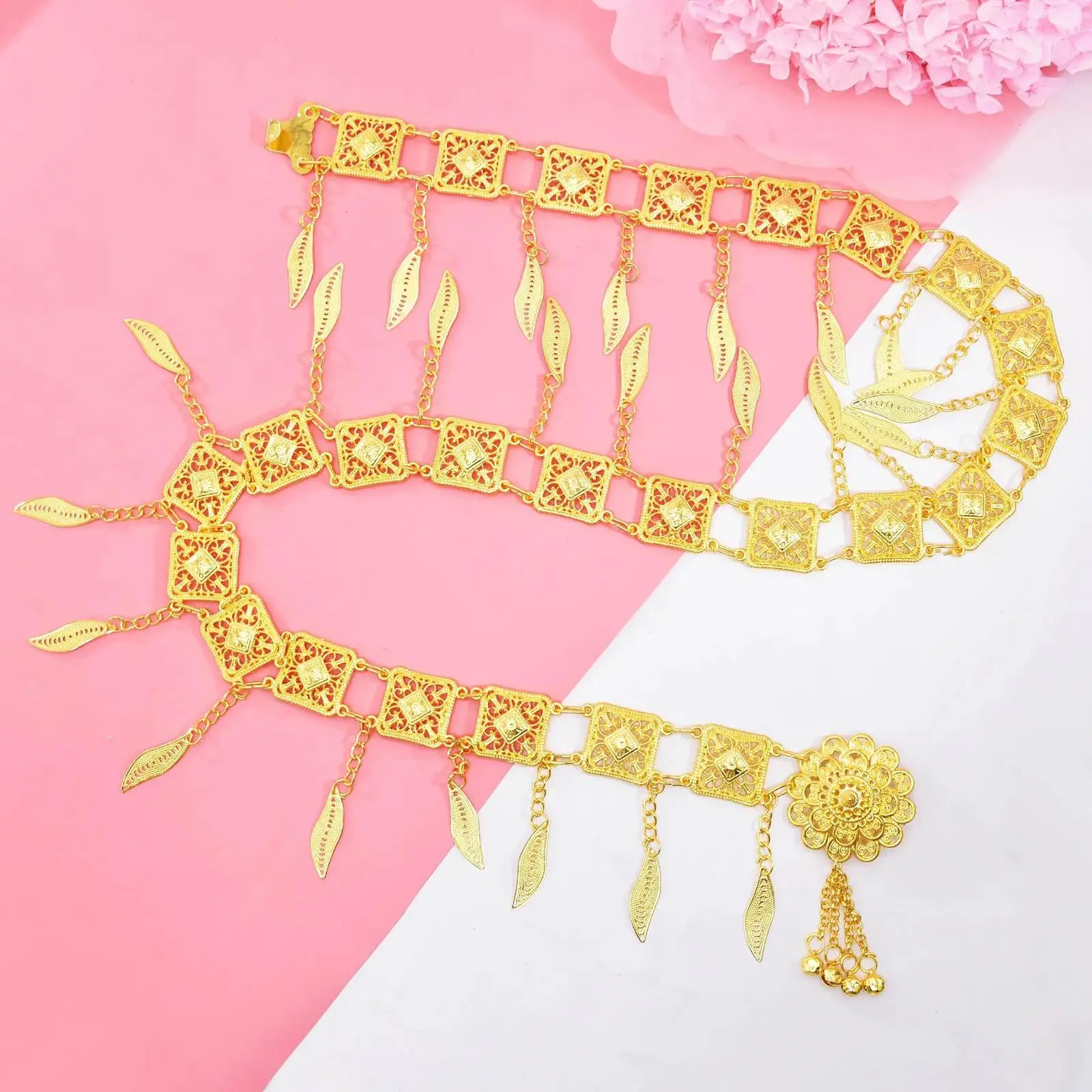 

Waist Chain Belt Casual Waistband Girls Metal Chain Body Jewelry for Shirts