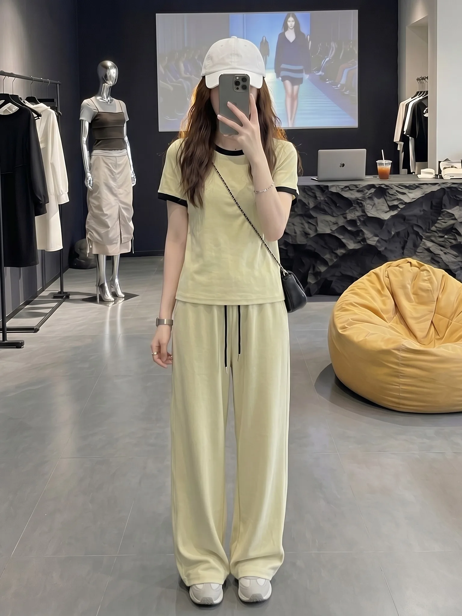 

Summer Women's Chic round Neck T-Shirt And Wide Leg Pants Set Elegant Simple Daily Outfit Two Piece Ensemble Casual Commute S...